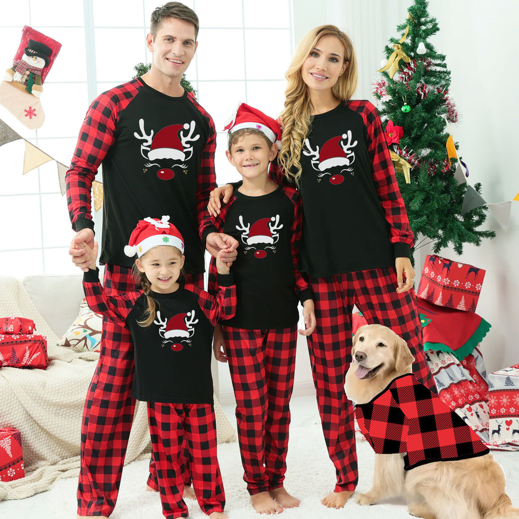 Weihnachts-Homewear im Partnerlook