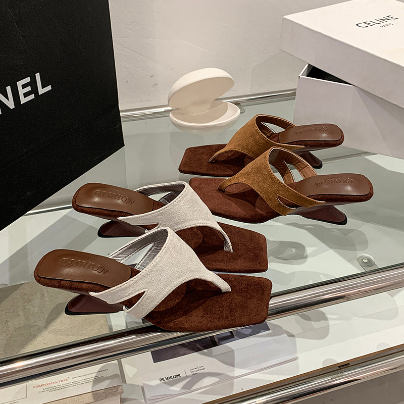 Elegante Square Toe Thong Sandalen