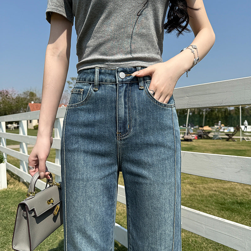 Loose-Fit High-Waist Jeans