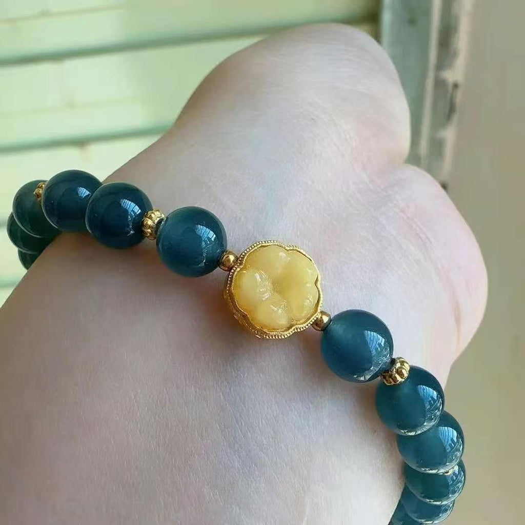Armband mit Glückskatze aus Jadeit