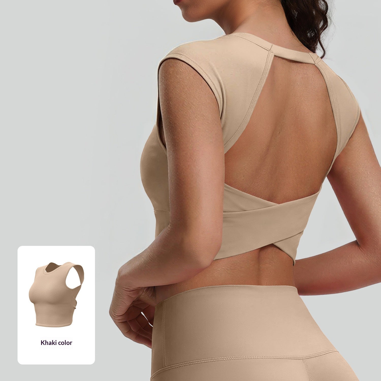 Sportliches Top mit integriertem BH