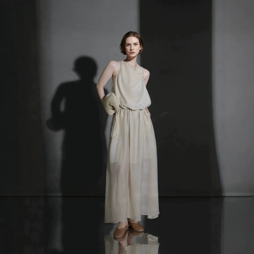 Ärmelloses Tencel-Kleid mit U-Boot-Ausschnitt | LuxeStyle