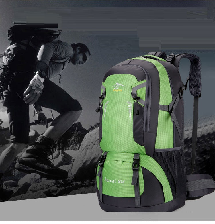 Grosser Rucksack für Sport und Reisen – Bild 7 | LuxeStyle