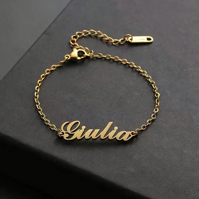 Edler Buchstabenarmband