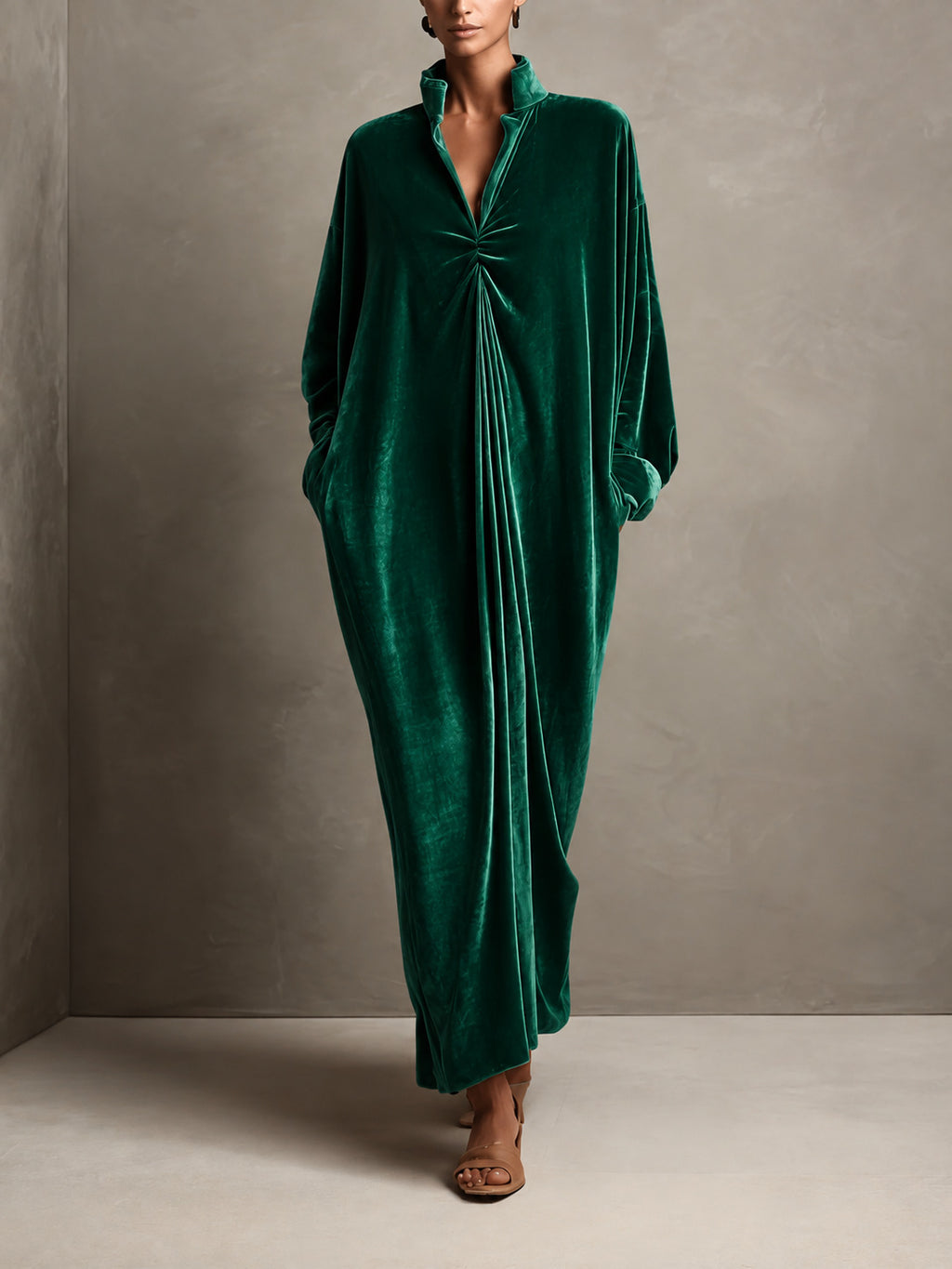 Mandarinkragen-Langkleid mit Goldsamt – Bild 2 | LuxeStyle