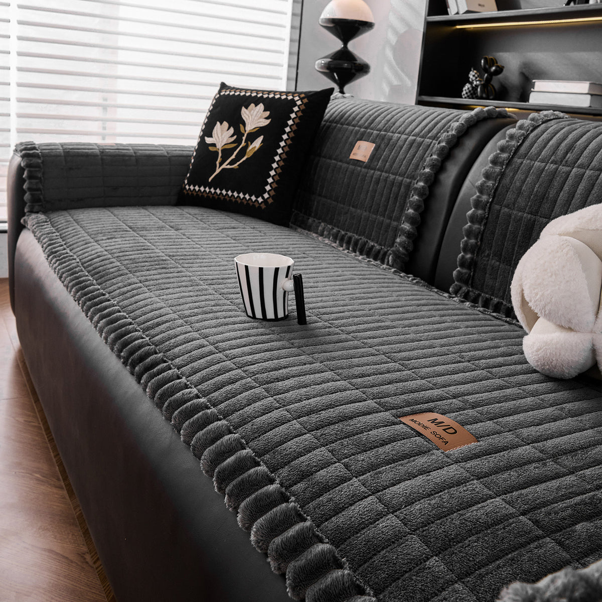 Sofakissenbezug aus Milchvelvet – 70×70 cm – Bild 5 | LuxeStyle