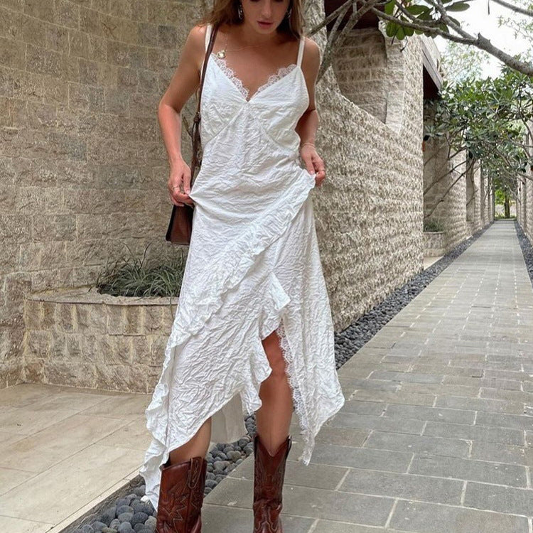 Rückenfreies Maxikleid mit unregelmässigem Saum