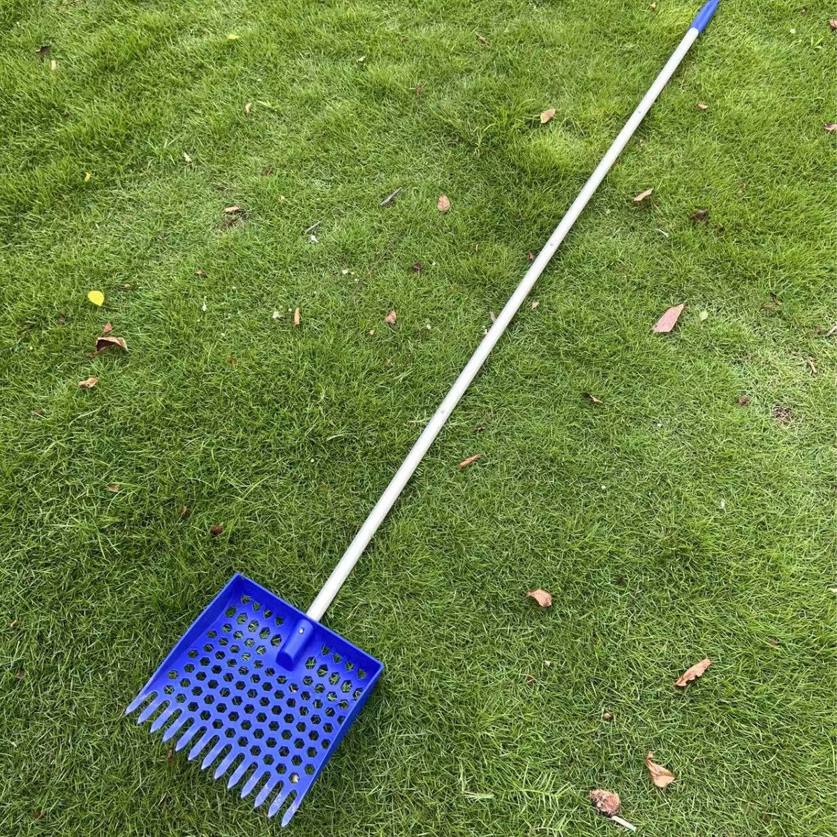 Robuste Sandschaufel für Kleintierhaltung