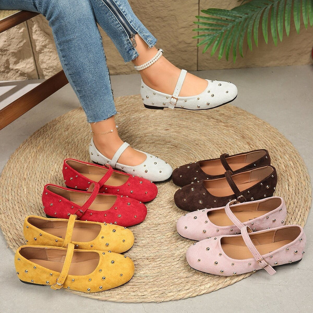 Französische Flats mit Nieten