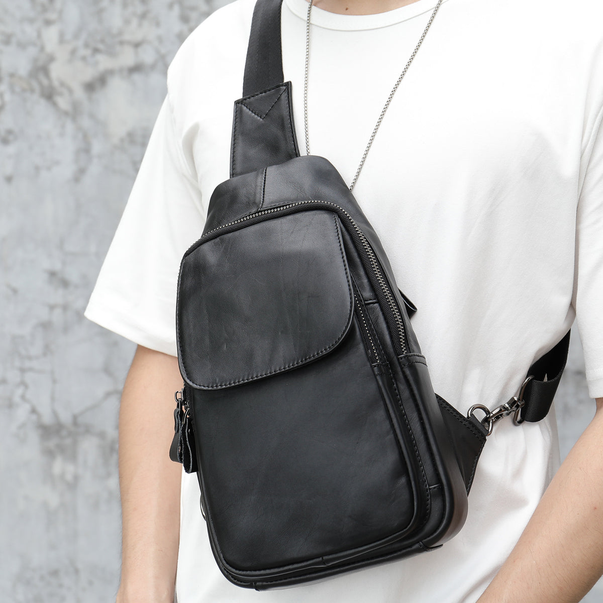 Herren Schultertasche aus Vollschicht-Leder – Bild 5 | LuxeStyle