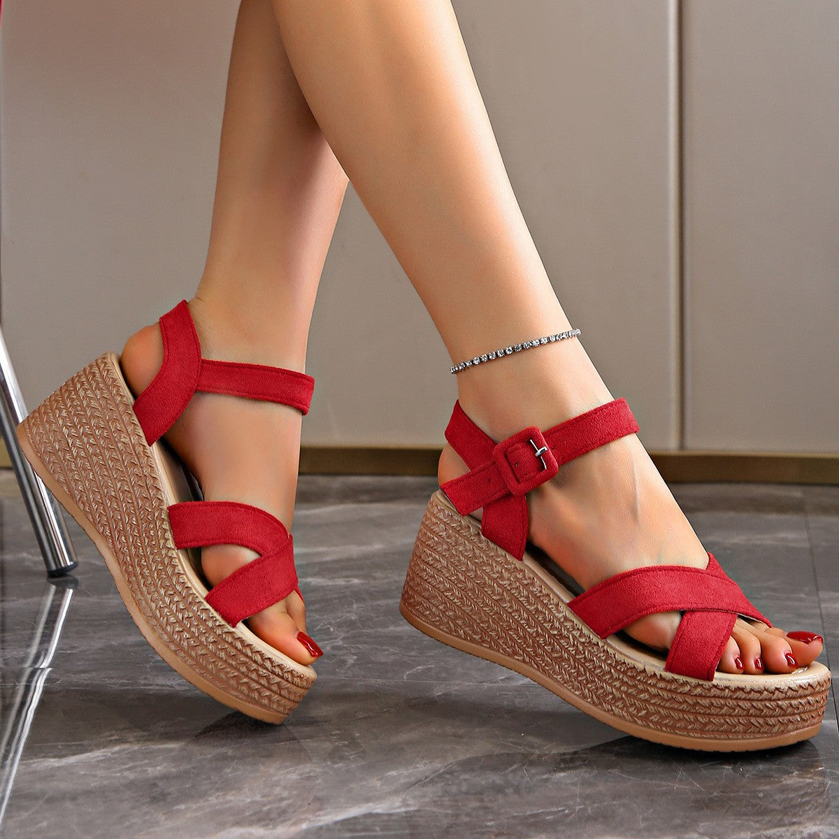 Plattform-Sandalen aus Sued – Bild 8 | LuxeStyle