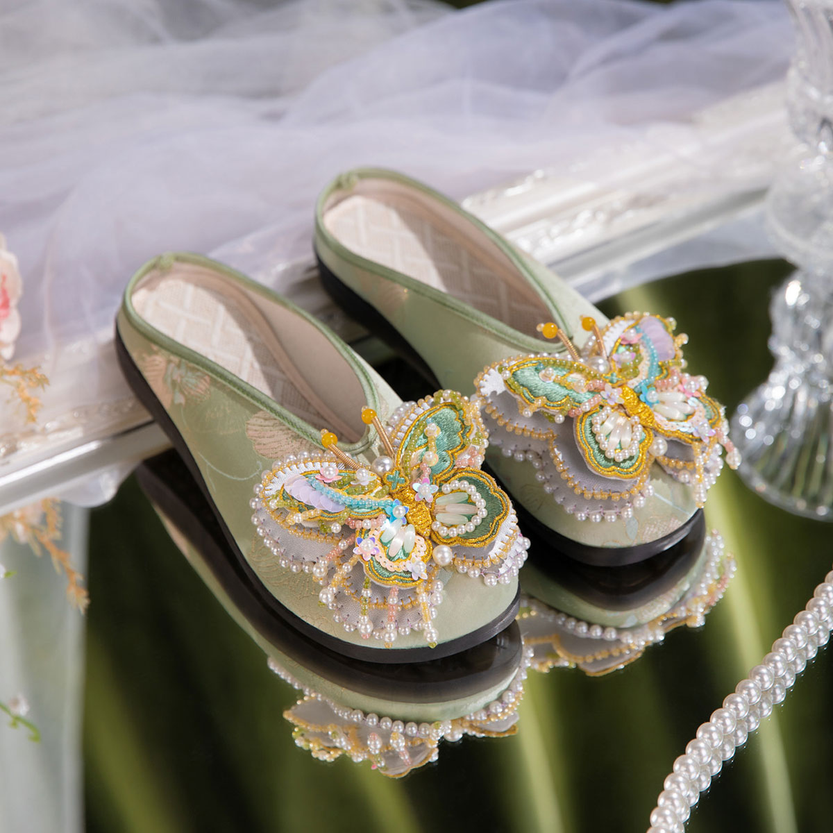 Traditionelle Schmetterlings-Flip-Flops