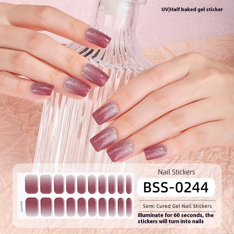 Nagelsticker mit Gradient-Effekt