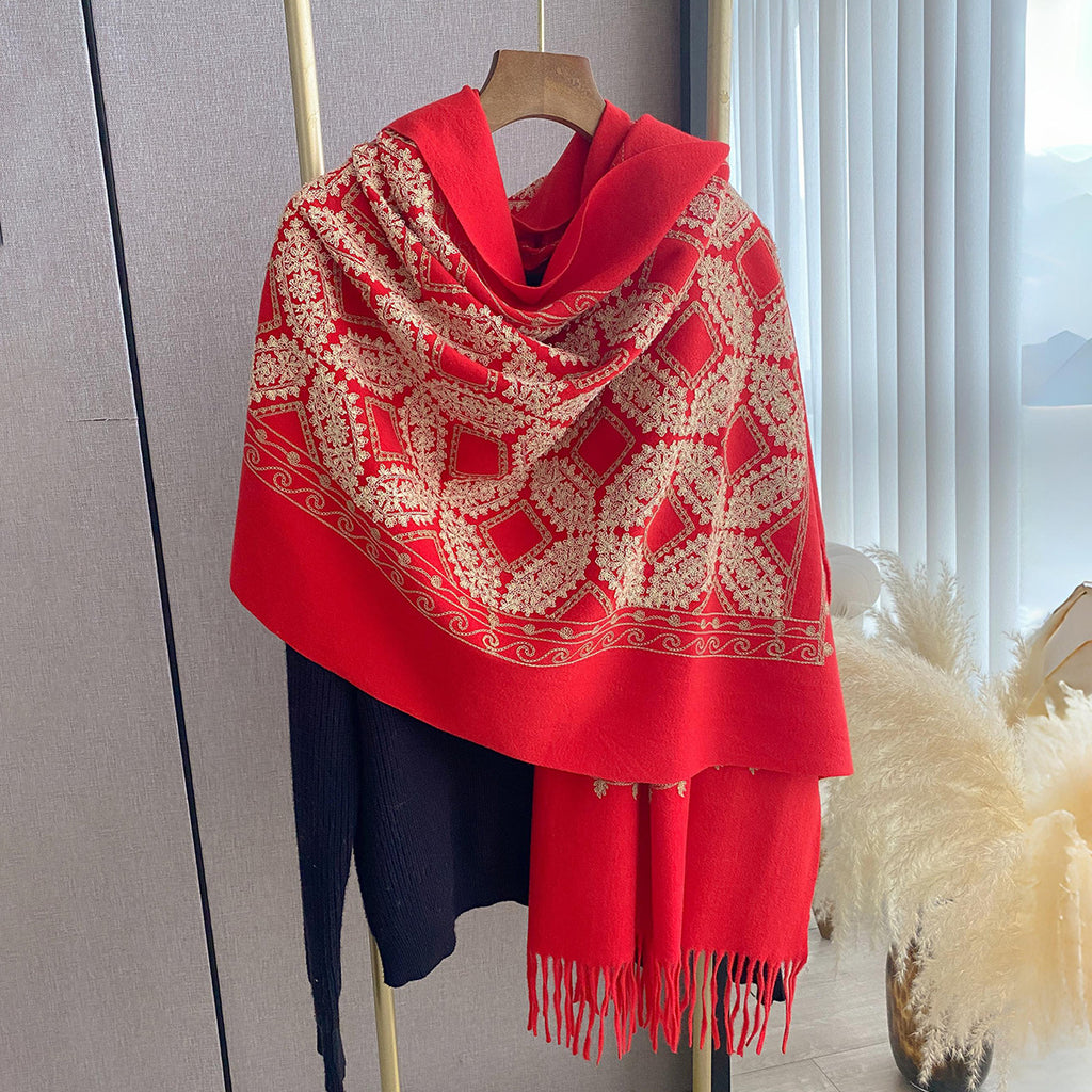 Geometrischer Jacquard Schal mit Quasten