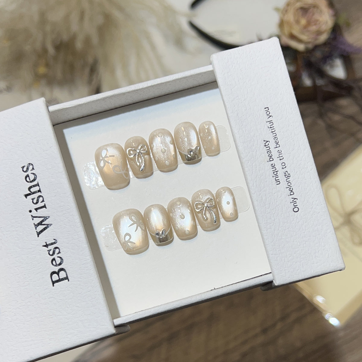 Katzenauge-Nagel – Bild 3 | LuxeStyle