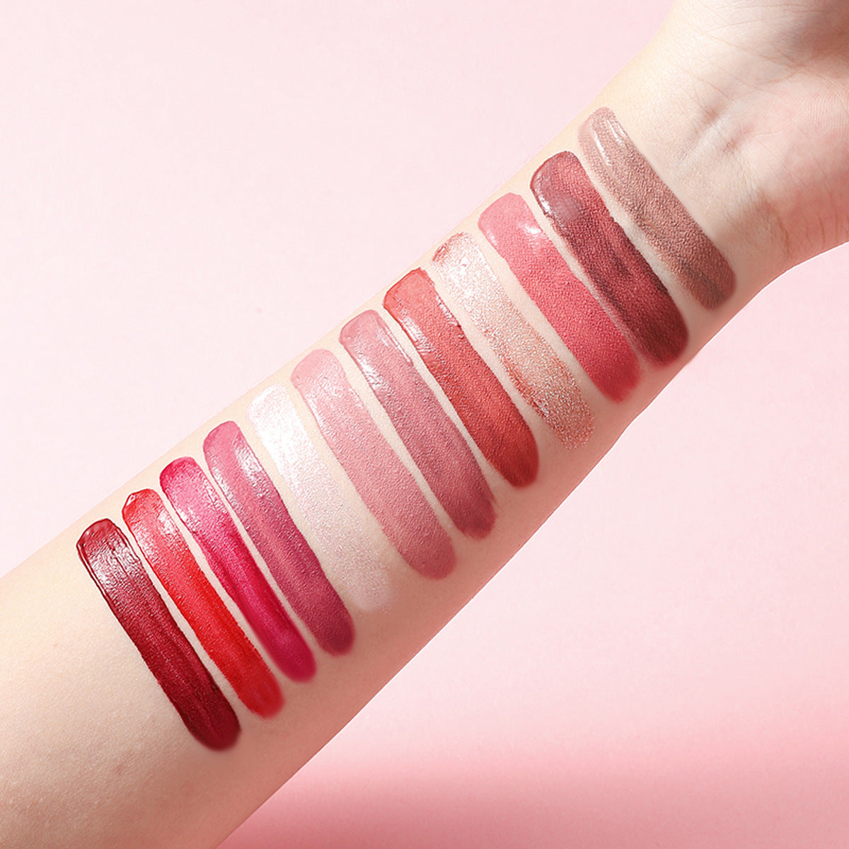 Flüssig-Lippenstift