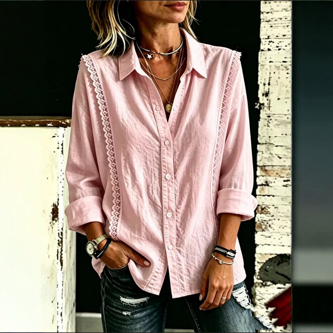 Bluse mit Spitze und langen Ärmeln