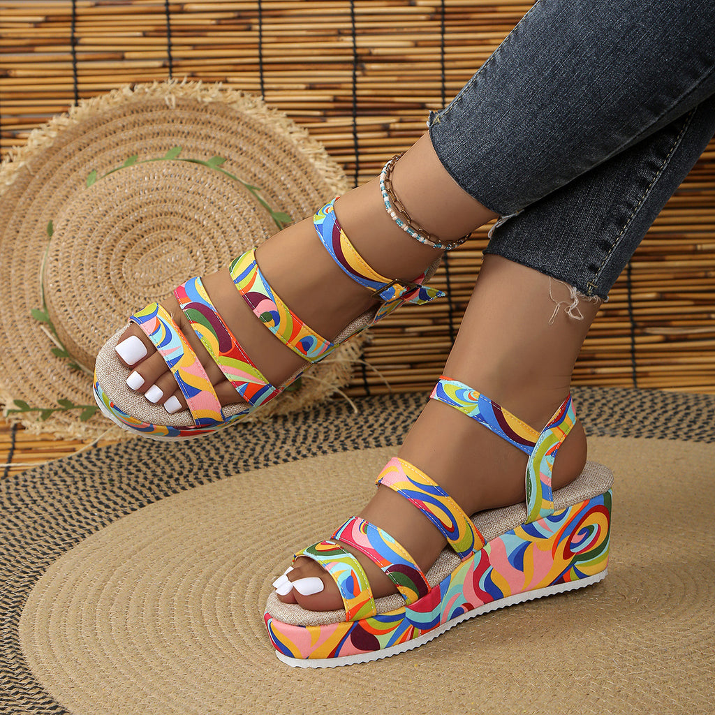 Bunte Peep-Toe-Sandalen mit Schnalle – Bild 4 | LuxeStyle