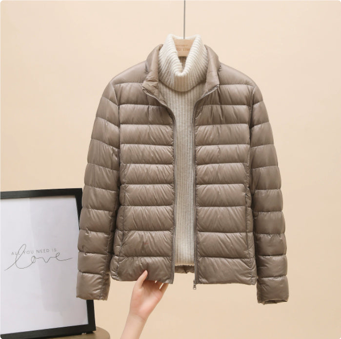 Leichte, kurze Daunenjacke für Damen