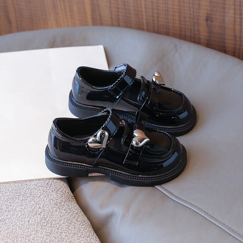 Weiche Mädchen-Schuhe