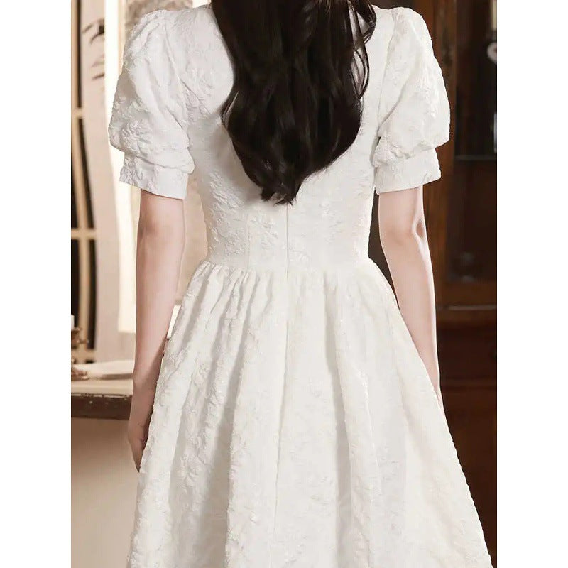 Kurzarm-Cocktailkleid mit Puffärmeln – Bild 4 | LuxeStyle
