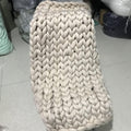 Merino Wolldecke, handgestrickt mit extra-dickem Garn