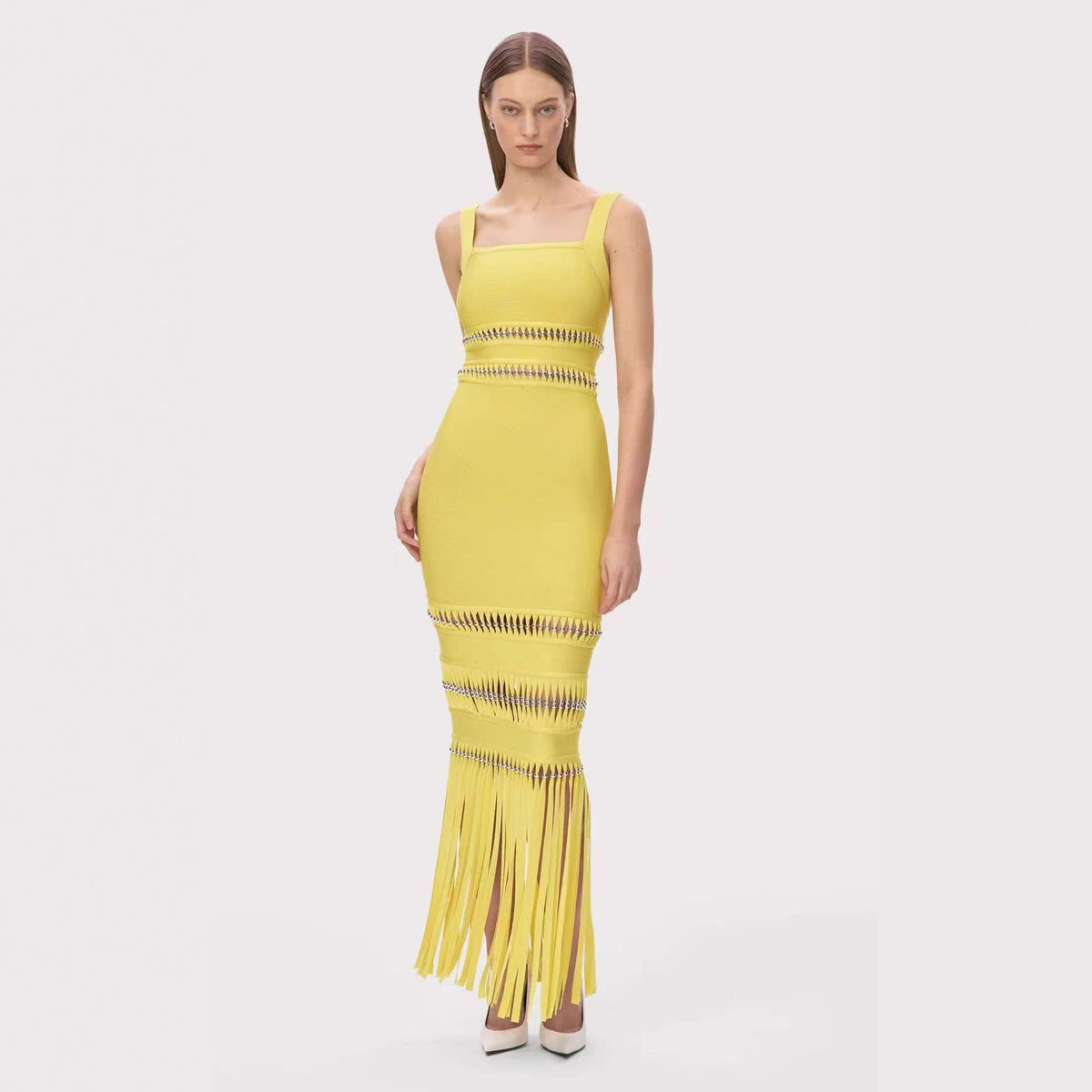 Etuikleid mit Quasten und Cut-Outs – Bild 2 | LuxeStyle