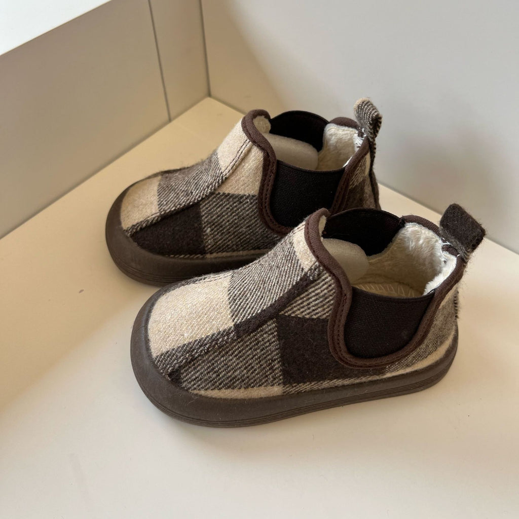 Wollfutter-Kinderschuhe