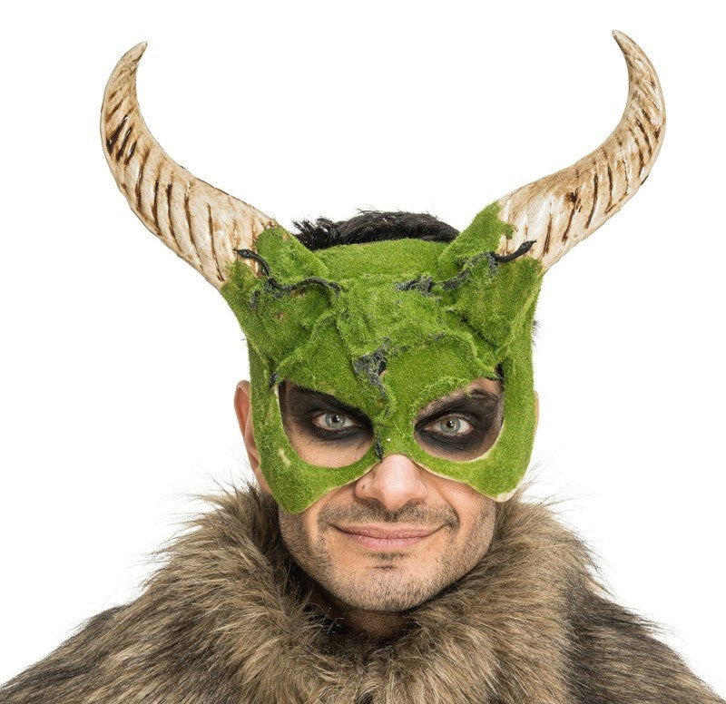 Maske mit Hornvieh mit Moos