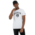 Kurzärmliges Sport T-Shirt New Era NOS NBA BRONET 60416753 Weiß