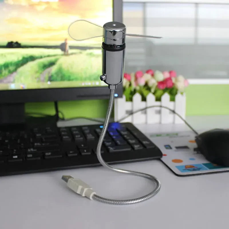 Mini-USB-Ventilator mit LED-Uhr · flexibel & leise (Schreibtisch-Gadget)