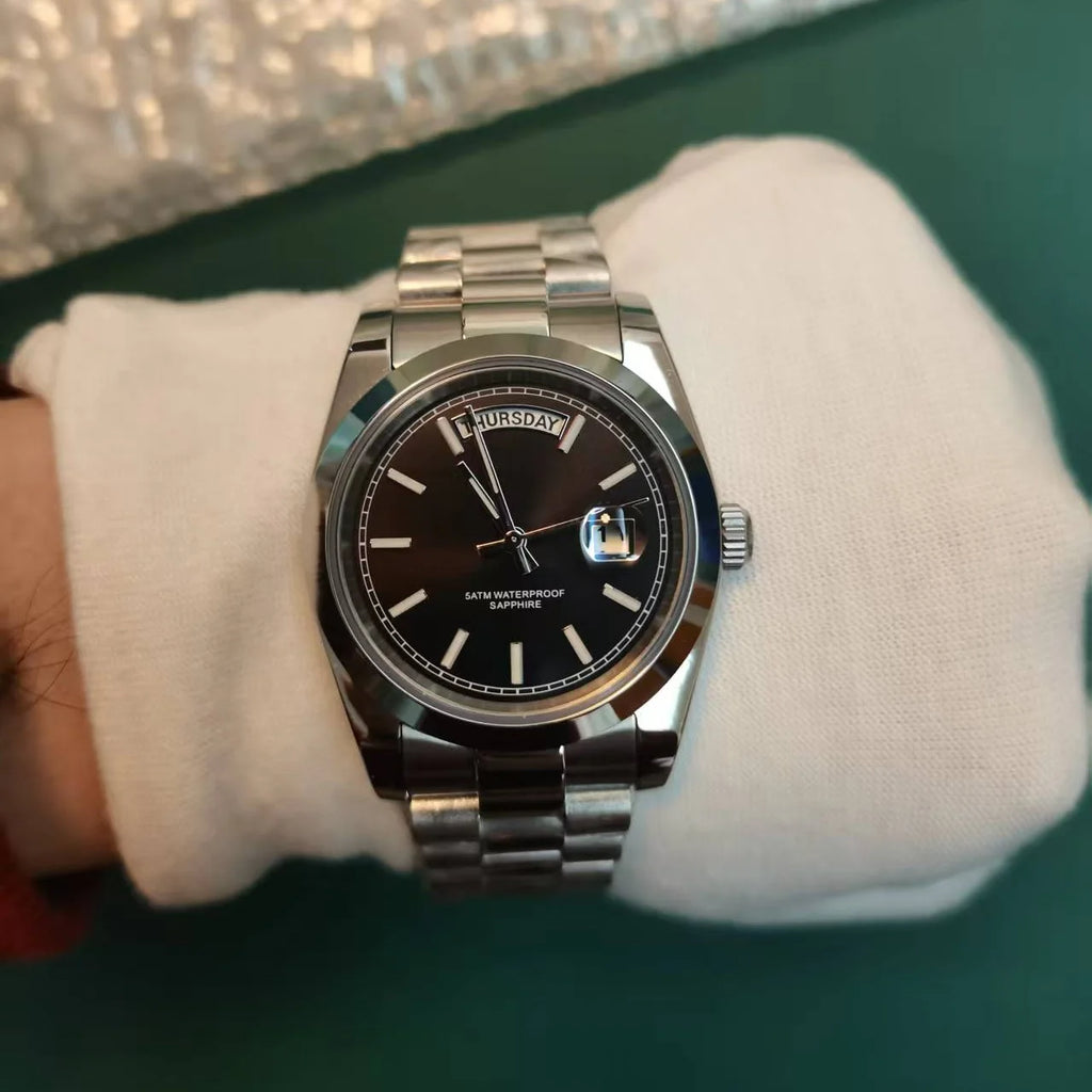 Klassische Herrenuhr · Stainless Steel Premium