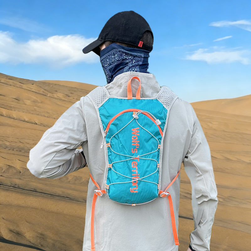 Leichter Outdoor-Rucksack mit Reflektoren – Bild 7 | LuxeStyle