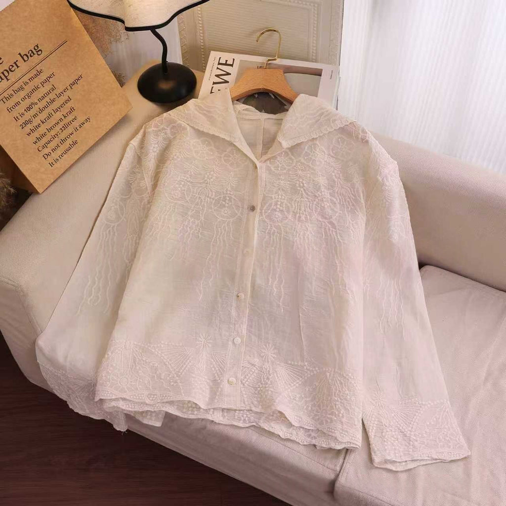Kapuzen-Shirt mit Stickerei und Häkel-Details – Bild 5 | LuxeStyle