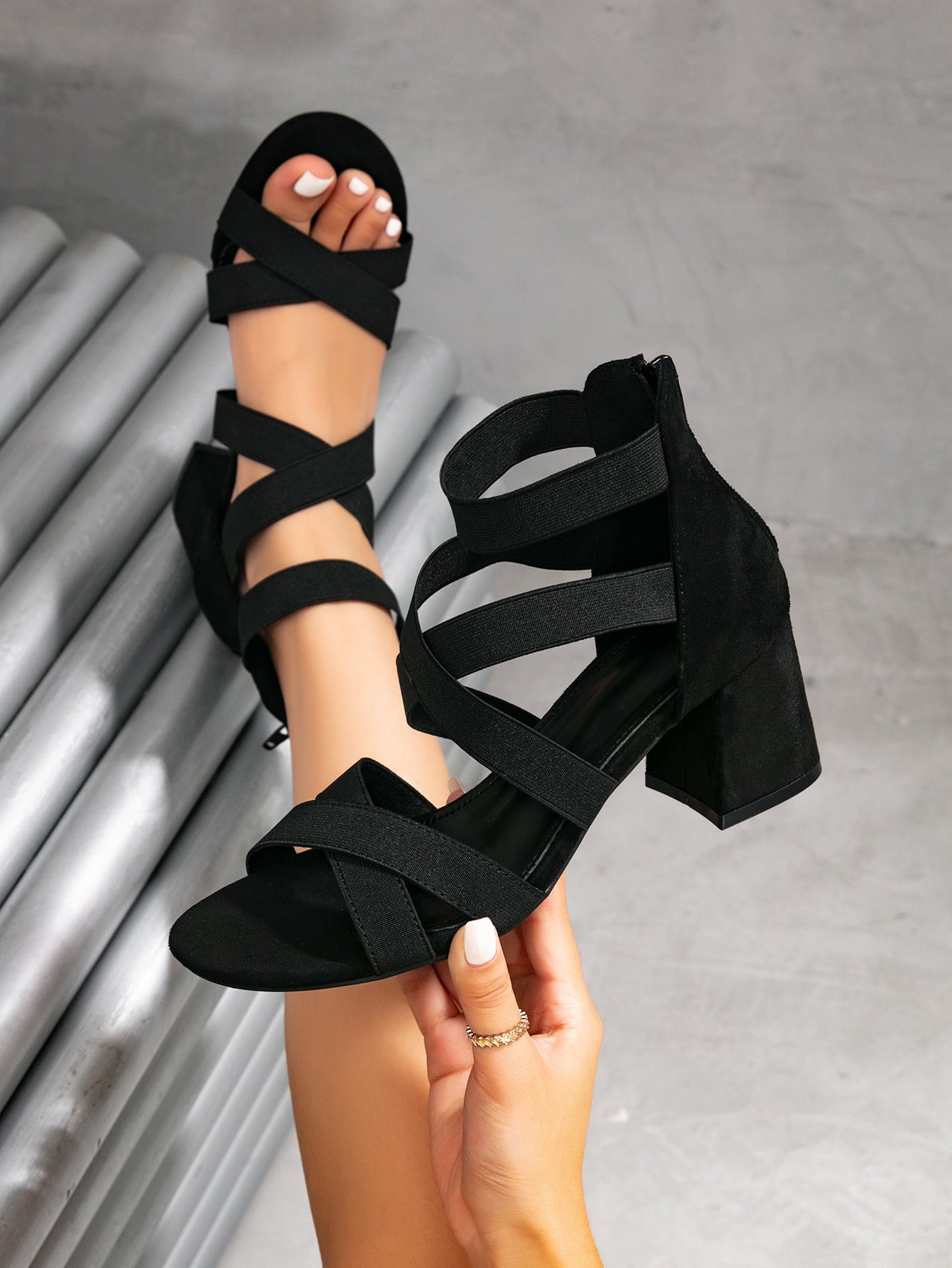 Fashion-Sandalen mit eckigem Chunky-Heel