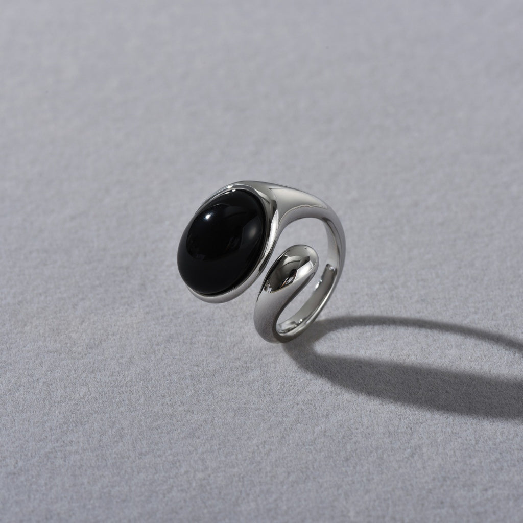 Eleganter Onyx-Ring, verstellbar – Bild 2 | LuxeStyle
