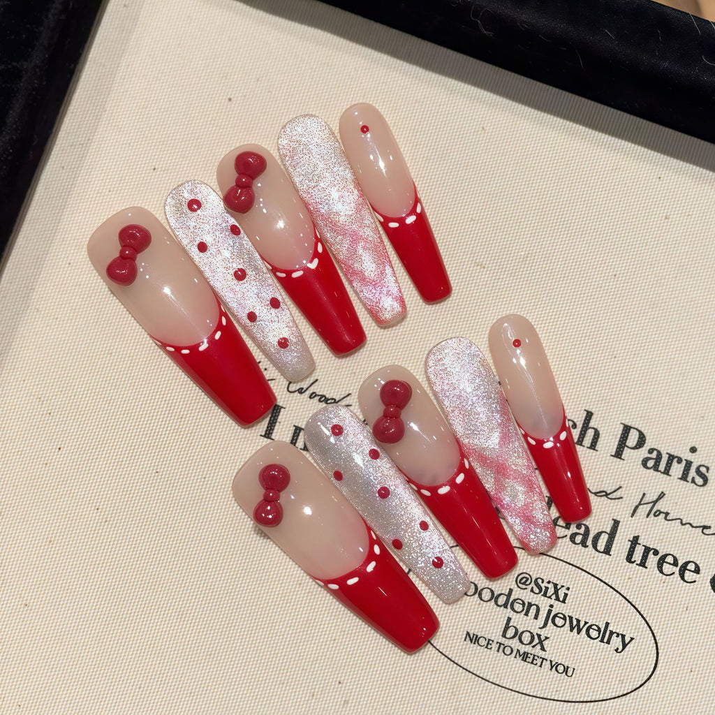 Rotes Cat's Eye Nagelset zum Aufkleben – Bild 3 | LuxeStyle