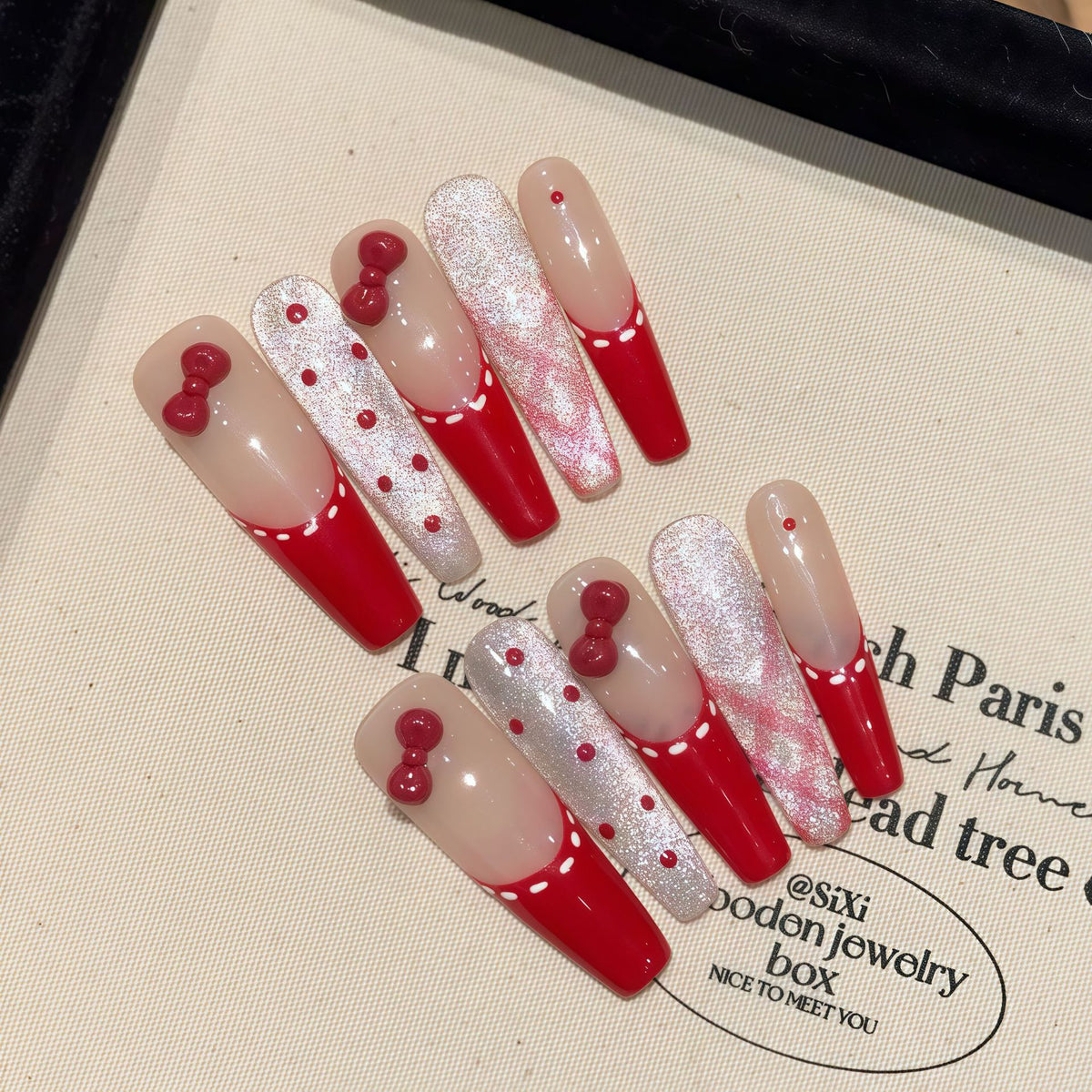 Rotes Cat's Eye Nagelset zum Aufkleben – Bild 3 | LuxeStyle