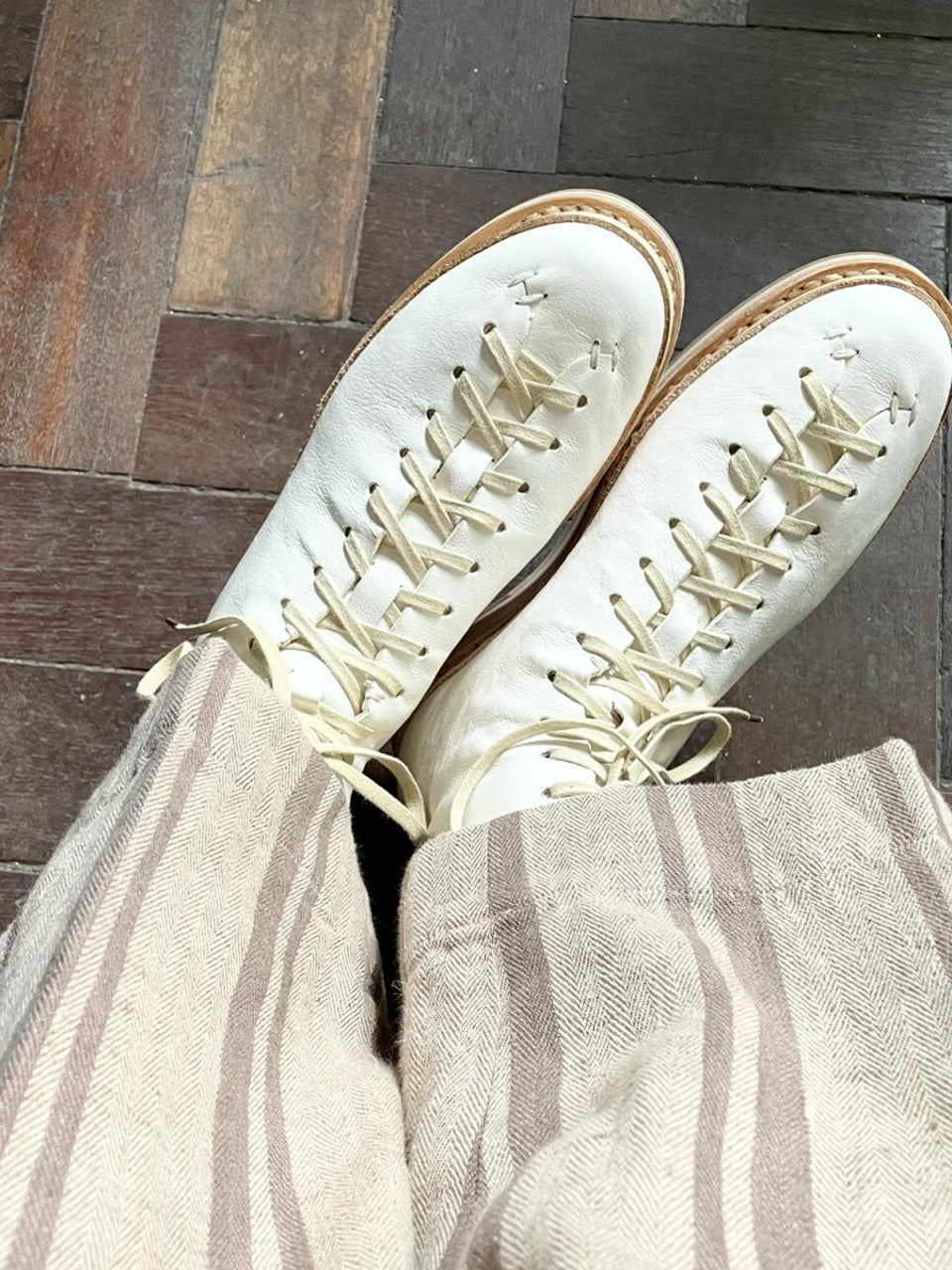 Leder-Freizeitschuhe mit Plateau – Bild 1 | LuxeStyle