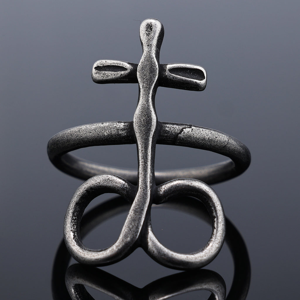 Retro Punk Gothic Ring aus Titanstahl