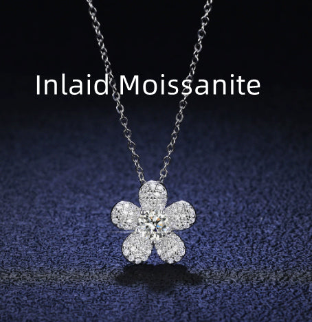 Halskette mit Moissanit-Anhänger aus 925er Silber