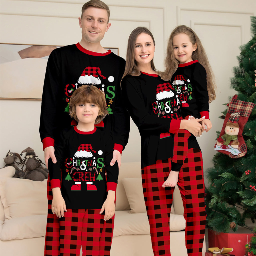 Weihnachts Pyjama-Set im rot-schwarzen Karomuster