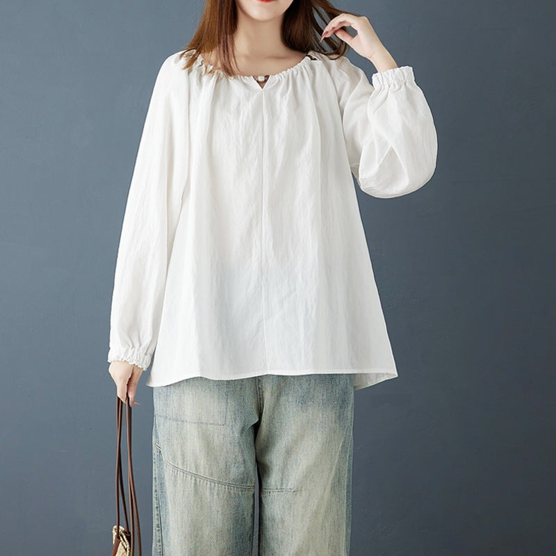 Elegante Damenbluse mit Rüschen und Spitze
