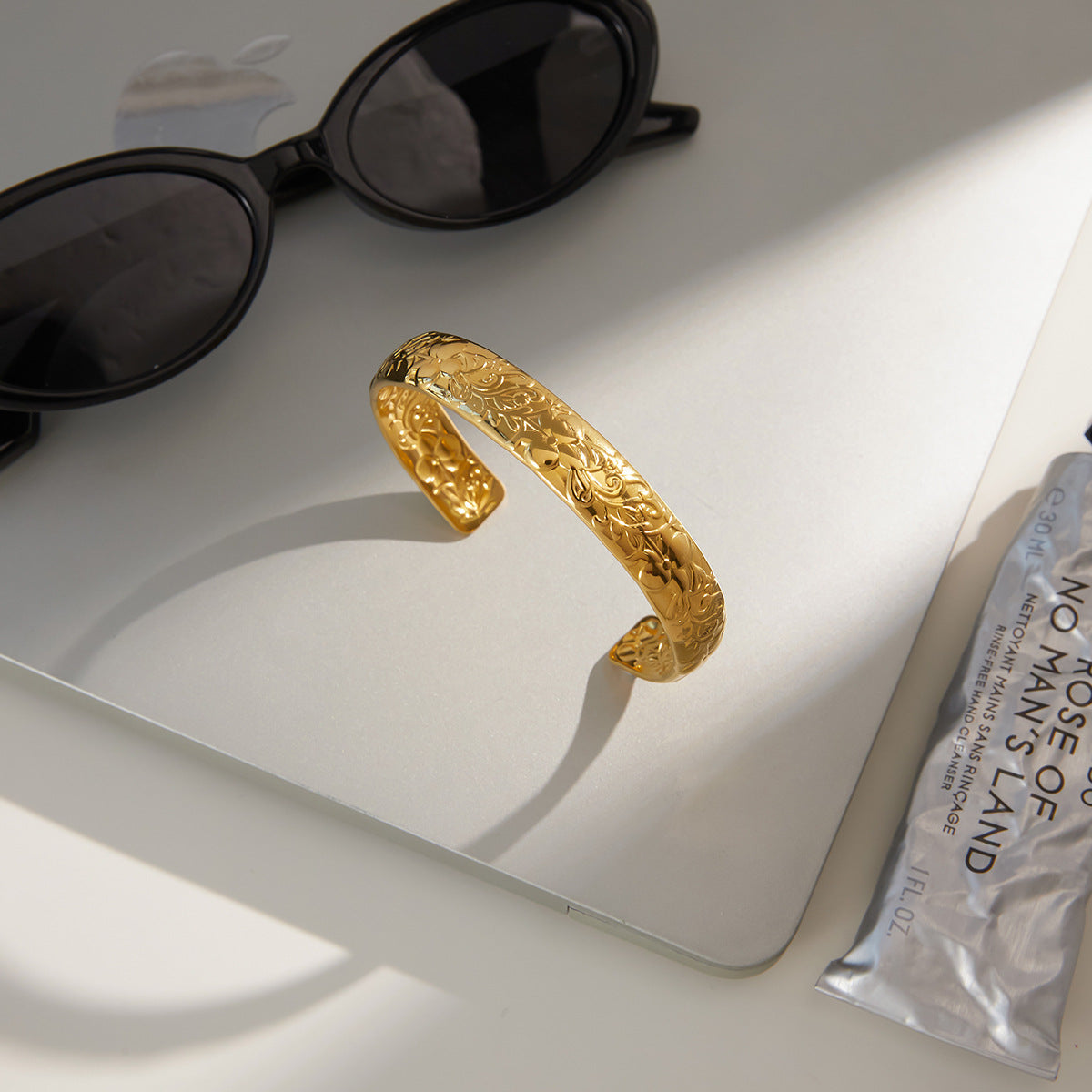 Vana Armreif-Set mit Texturkontrast – Bild 3 | LuxeStyle