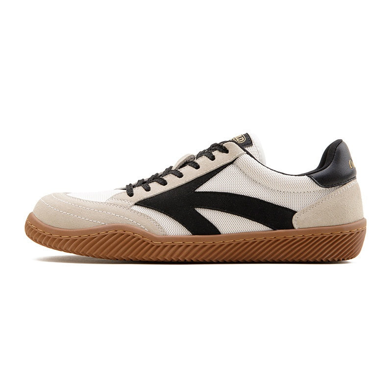 Low-Top Sneaker in Beige mit runder Zehenkappe – Bild 6 | LuxeStyle