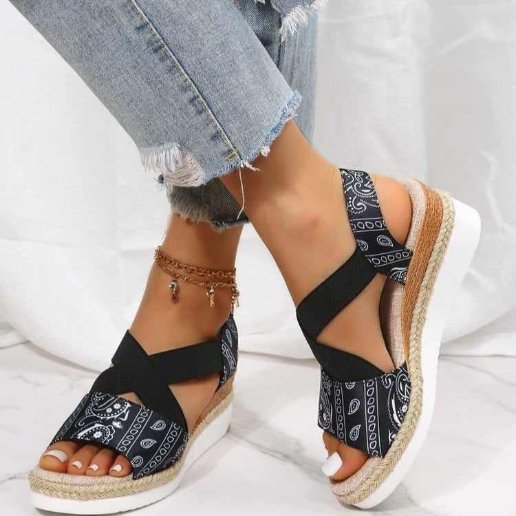 Schwarze Wedges mit Schlangenmuster – Bild 6 | LuxeStyle