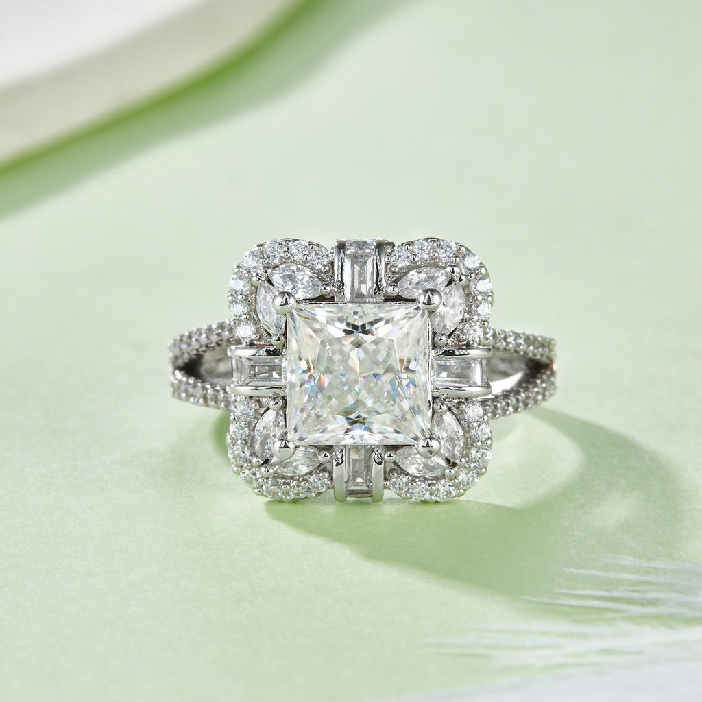 Moissanite-Ring mit Cluster-Halo