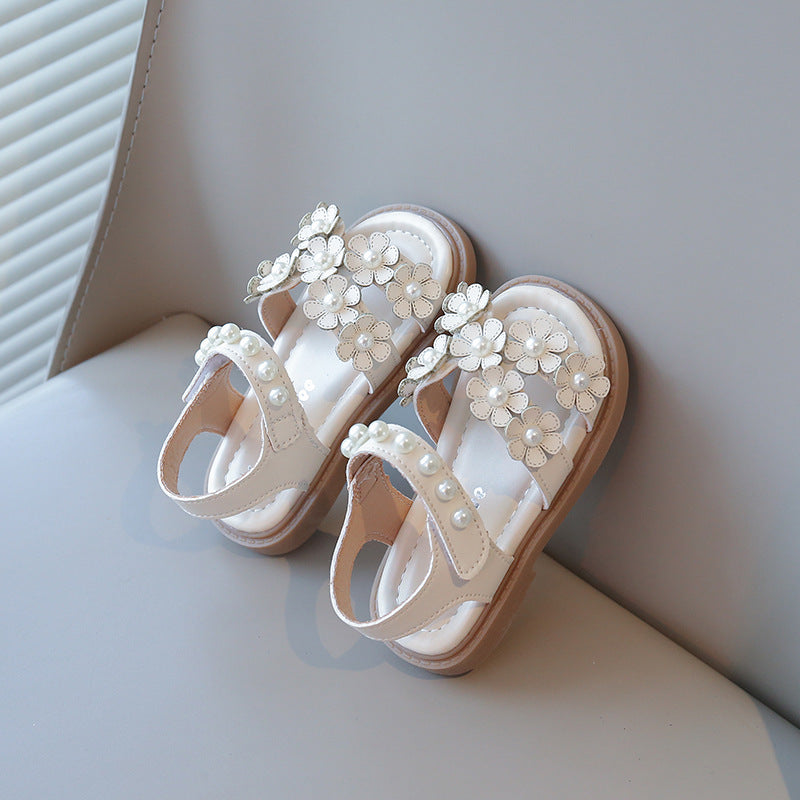 Sommerneu: Blütenperlensandalen für Mädchen mit weicher Sohle