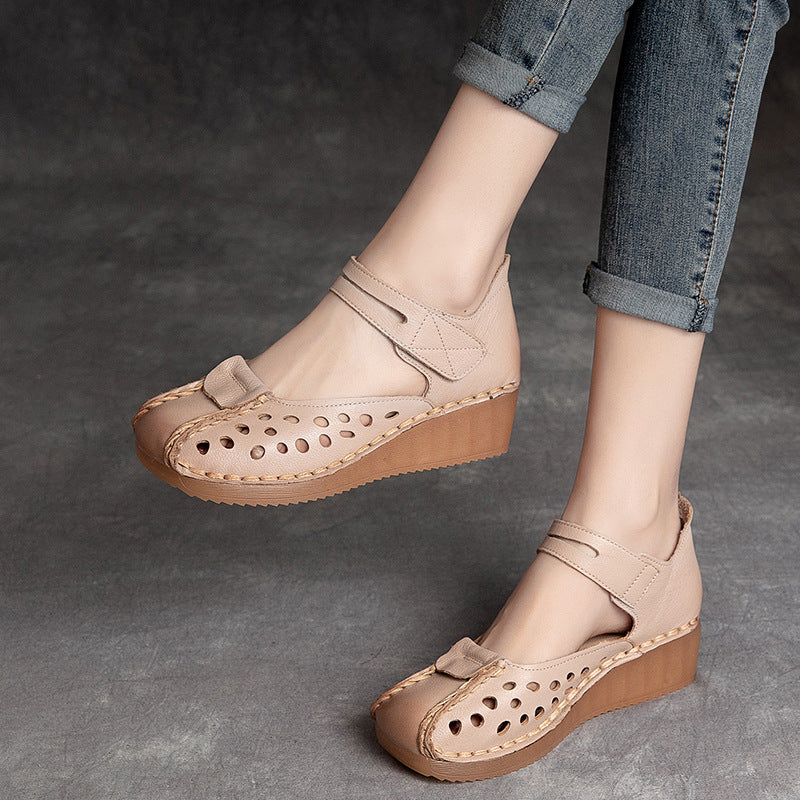 Retro-Sandalen aus Rindsleder mit Klettverschluss – Bild 5 | LuxeStyle