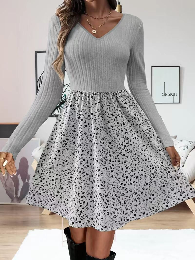 Patchwork-Blumen-Kleid mit V-Ausschnitt | LuxeStyle